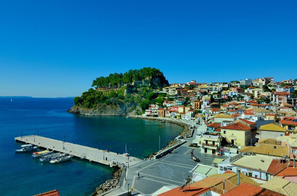Acrothea Pensión Parga